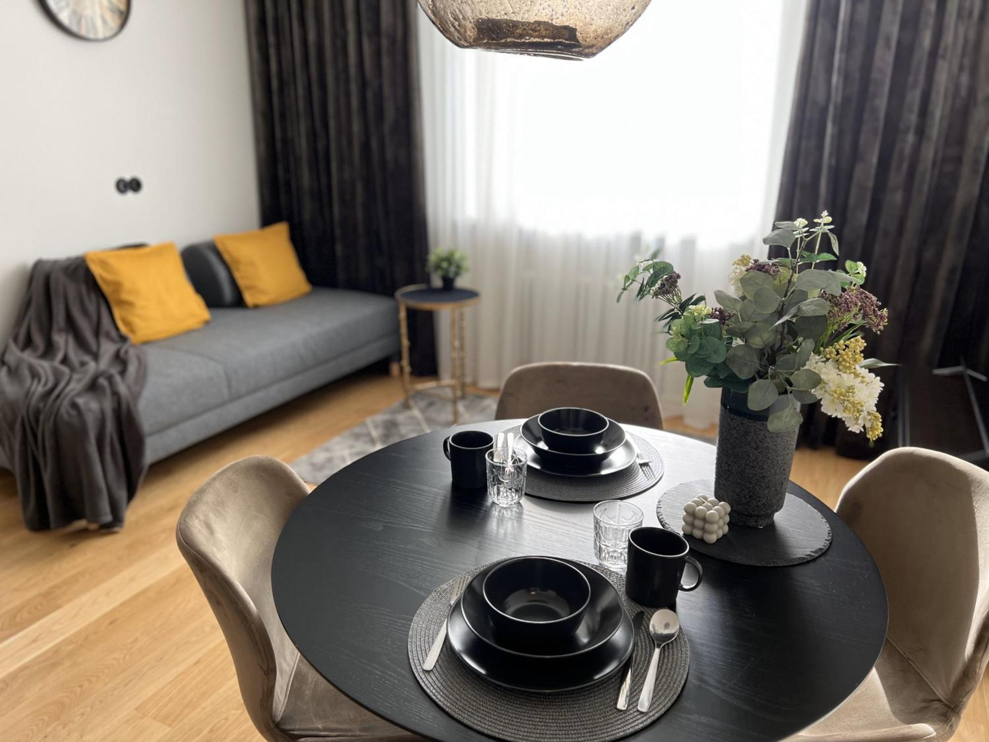 Cozy Apartment In Old Town Tartu Eksteriør billede
